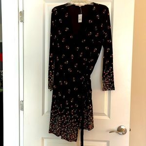 COPY - Loft Long-Sleeved Floral Wrap Dress